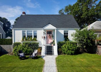 The Pros and Cons of Selling Your House Without a Realtor in Los Angeles